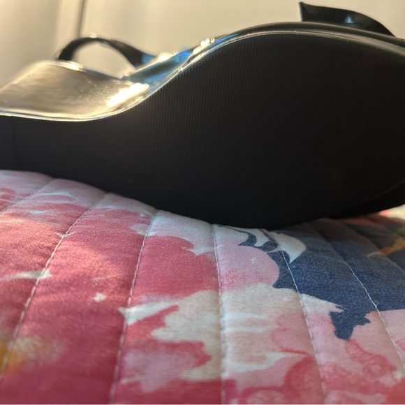 Black Patent Leather Wedges - Picture 4 of 5